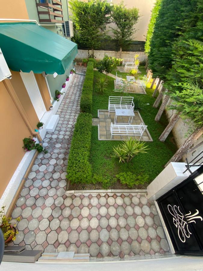 Vila Ajdinaj Berat Buitenkant foto