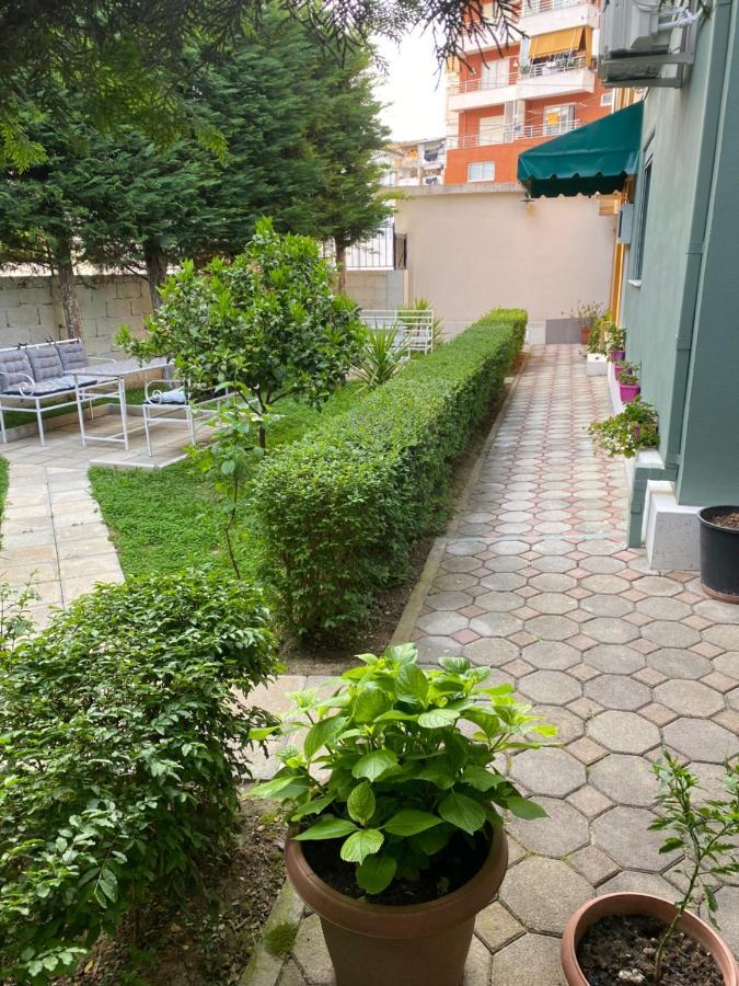 Vila Ajdinaj Berat Buitenkant foto