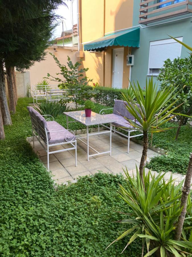 Vila Ajdinaj Berat Buitenkant foto