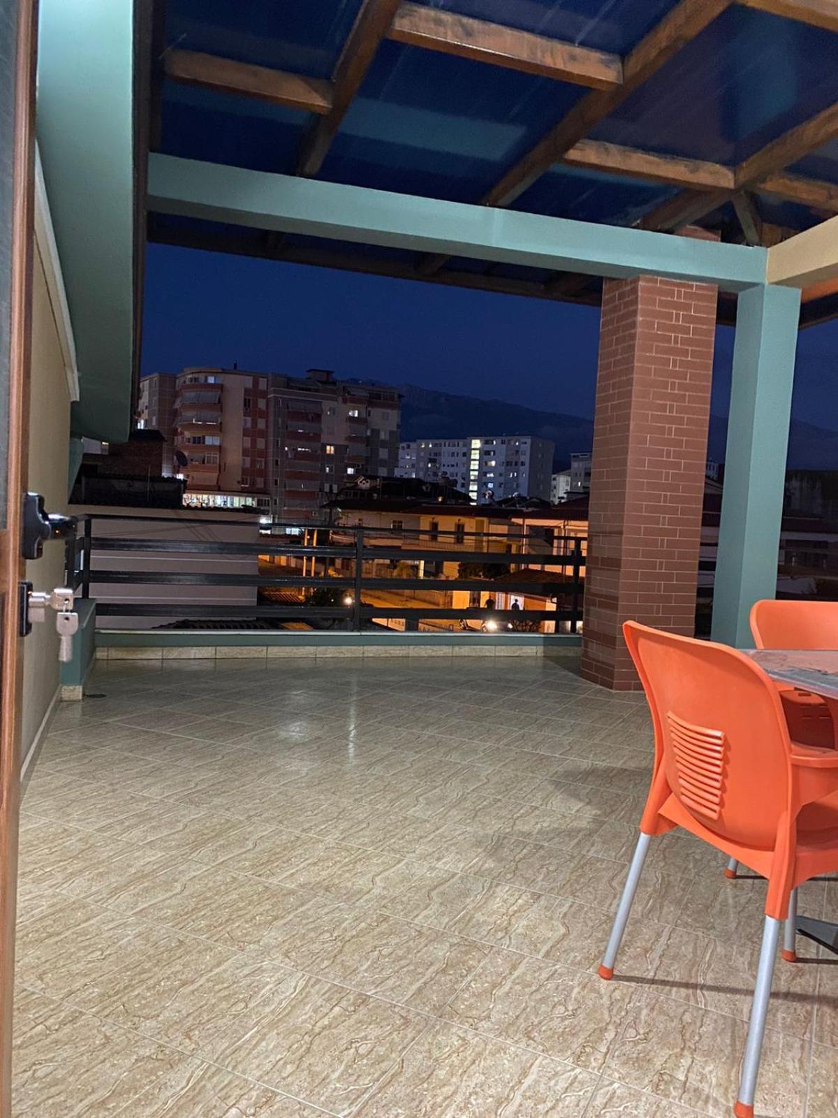 Vila Ajdinaj Berat Buitenkant foto